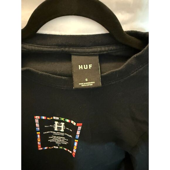 HUF Worldwide Long Sleeve Flag Graphic Tee – Black, Size S - Picture 3 of 3